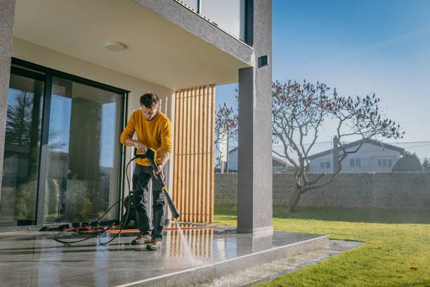 Best Parking Lot and Garage Cleaning  in Zilwaukee, MI